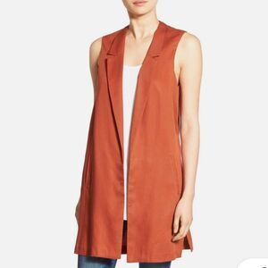 ASTR THE LABEL Longline Vest With Side Slit Orange Size Medium